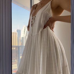 Wilfred Dewdrop Dress; Size Medium; BLACK